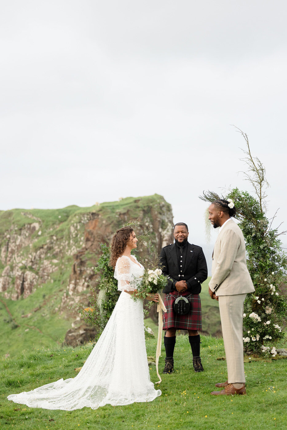 Brothers Point Scotland Elopement Wedding | Kelsie Elizabeth Photography 009