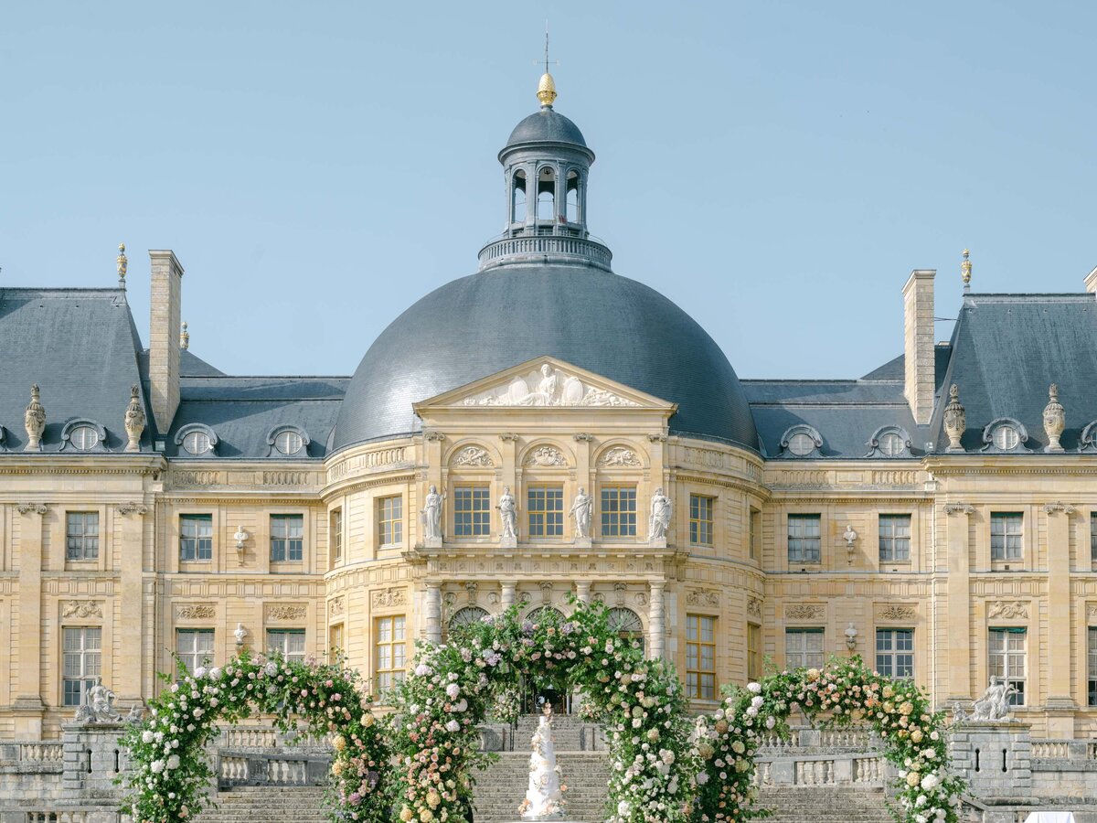 Chateau-Vaux-le-vicomte-wedding-florist-FLORAISON5