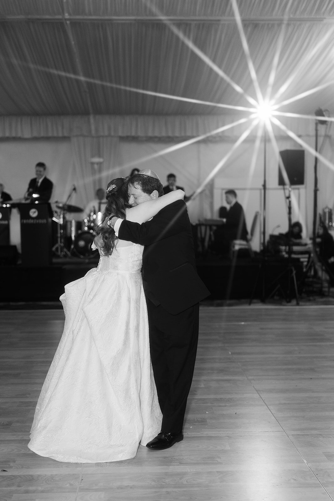 Eliana-Melmed-Photography-Chicago-LosAngeles-Jewish-WeddingPhotography-SneakPeek-00072