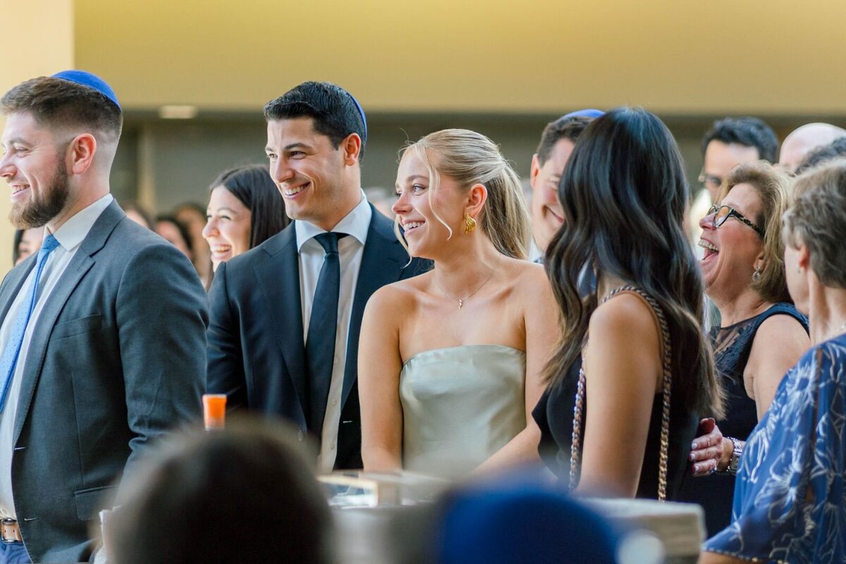 Eliana-Melmed-Photography-Chicago-LosAngeles-Jewish-WeddingPhotography-ShulaNoah-SneakPeek-00011