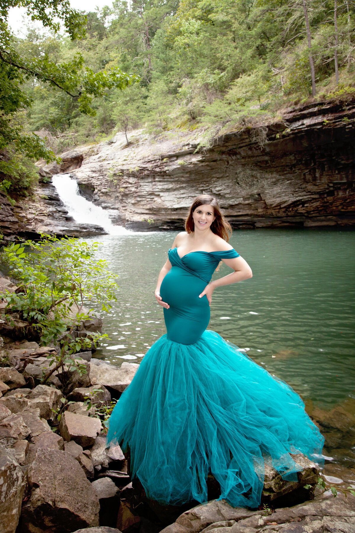Sara-J-Williams-Photography-Georgia-Maternity-Portraits-20-Waterfall-Teal-Gown