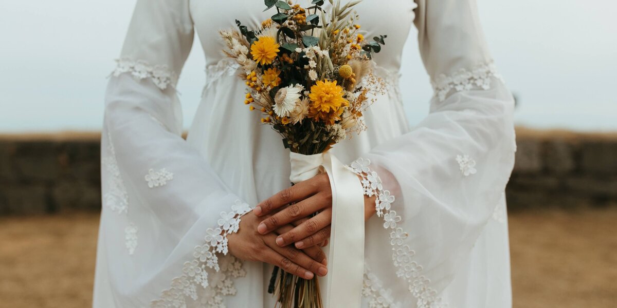 custom-floral-designs-honey-and-the-moon (6)