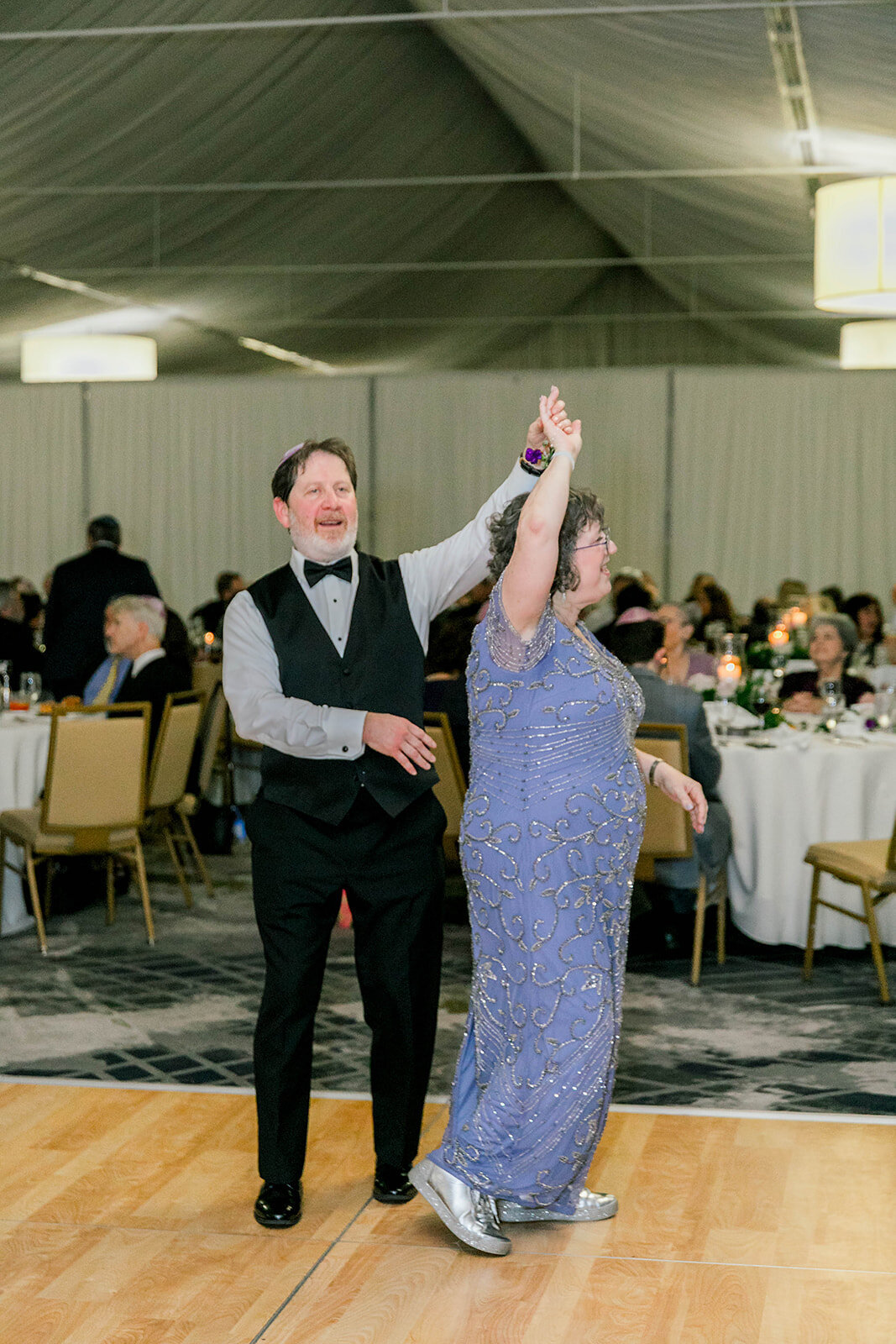 Eliana-Melmed-Photography-Chicago-LosAngeles-Jewish-WeddingPhotography-DInnerSpeeches-00021