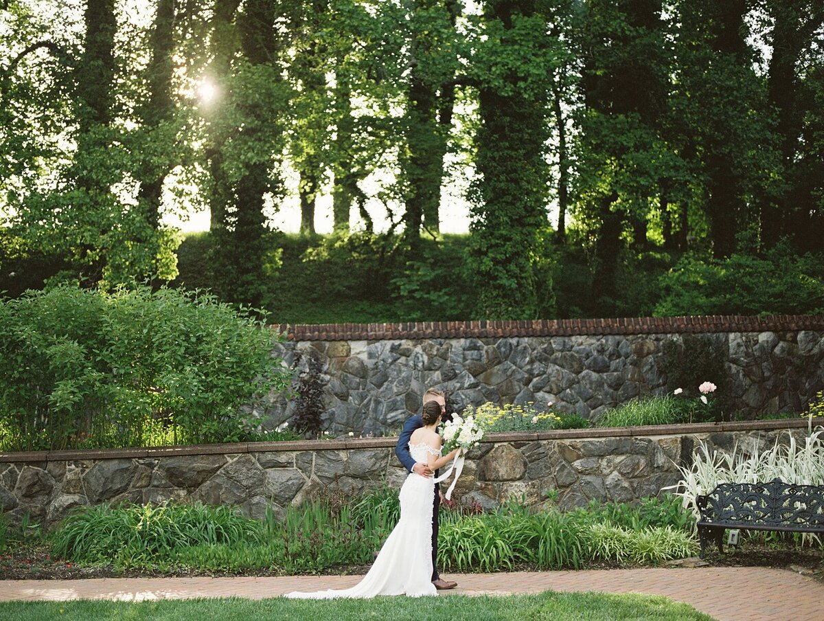 Casie-Marie-Photography-Biltmore-Asheville-NC-Hybrid-Wedding-Photographer-2023-40