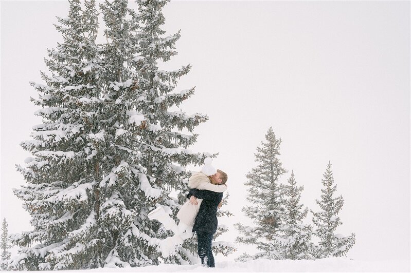 Aspen-winter-proposal-Brittany-Jason-shoot-by-Jacie-Marguerite--164-27