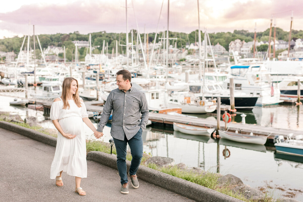 Andrea Simmons Photography pregnant and maternity photos mom and baby expecting maine light and airy soft beautiful portraits MaternityWebsite-13