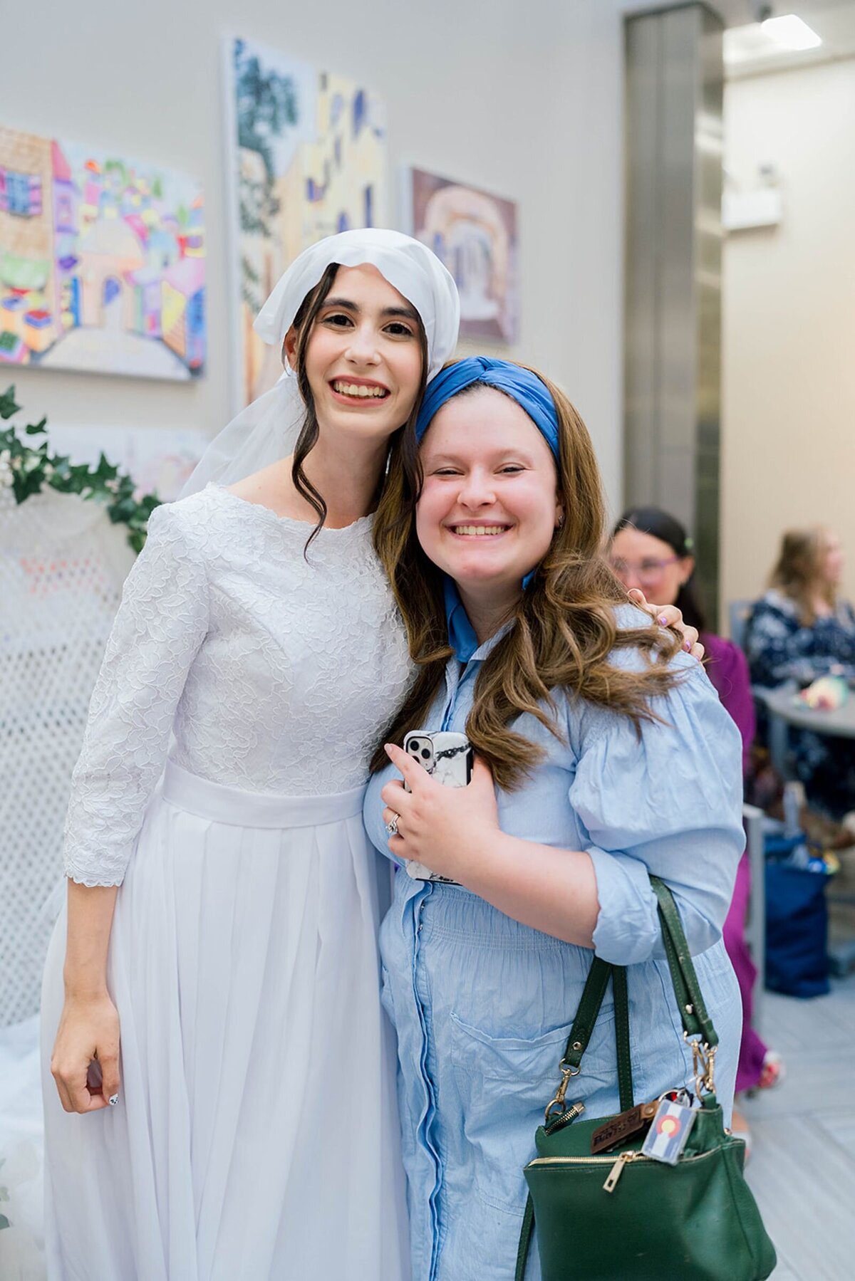 Eliana-Melmed-Photography-Chicago-LosAngeles-Jewish-WeddingPhotographer-CarmiKalman-KabbalatPanim-00026