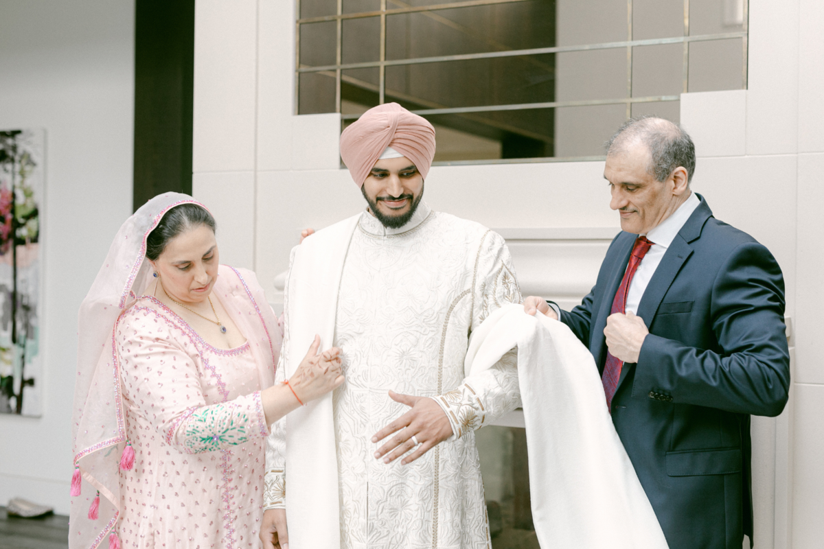 indian-sikh-ceremony-groom-01
