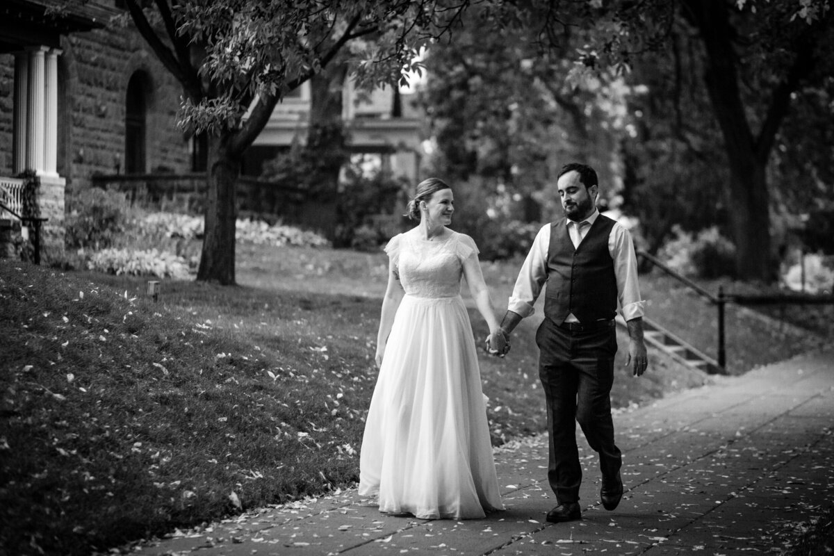 Saint-Paul-Minnesota-Summit-Avenue-Wedding-Fall-Andy-Hardman-Photography529