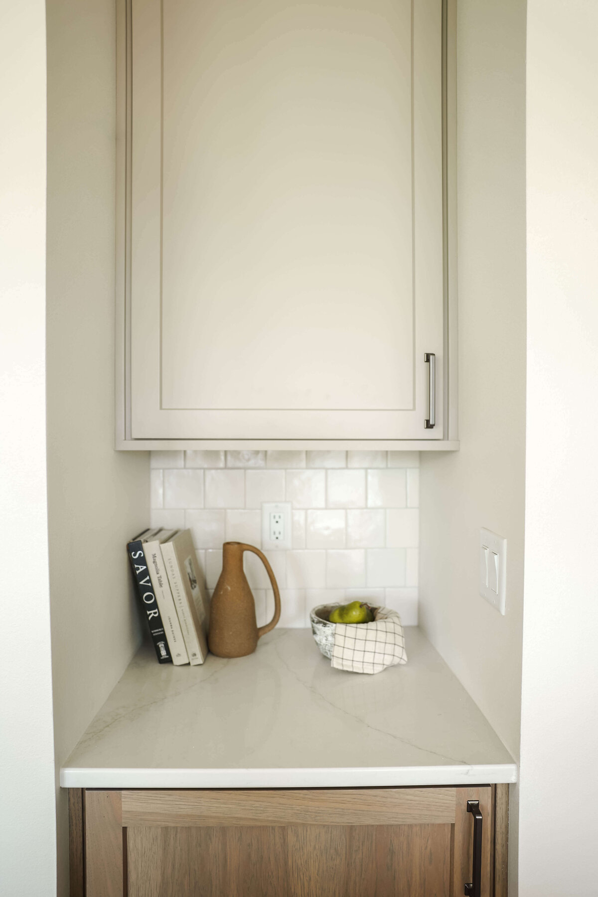 5306-Kitchen-Urbandale-Central-Iowa-Custom-Home-JRL-Builders-3F1A2604