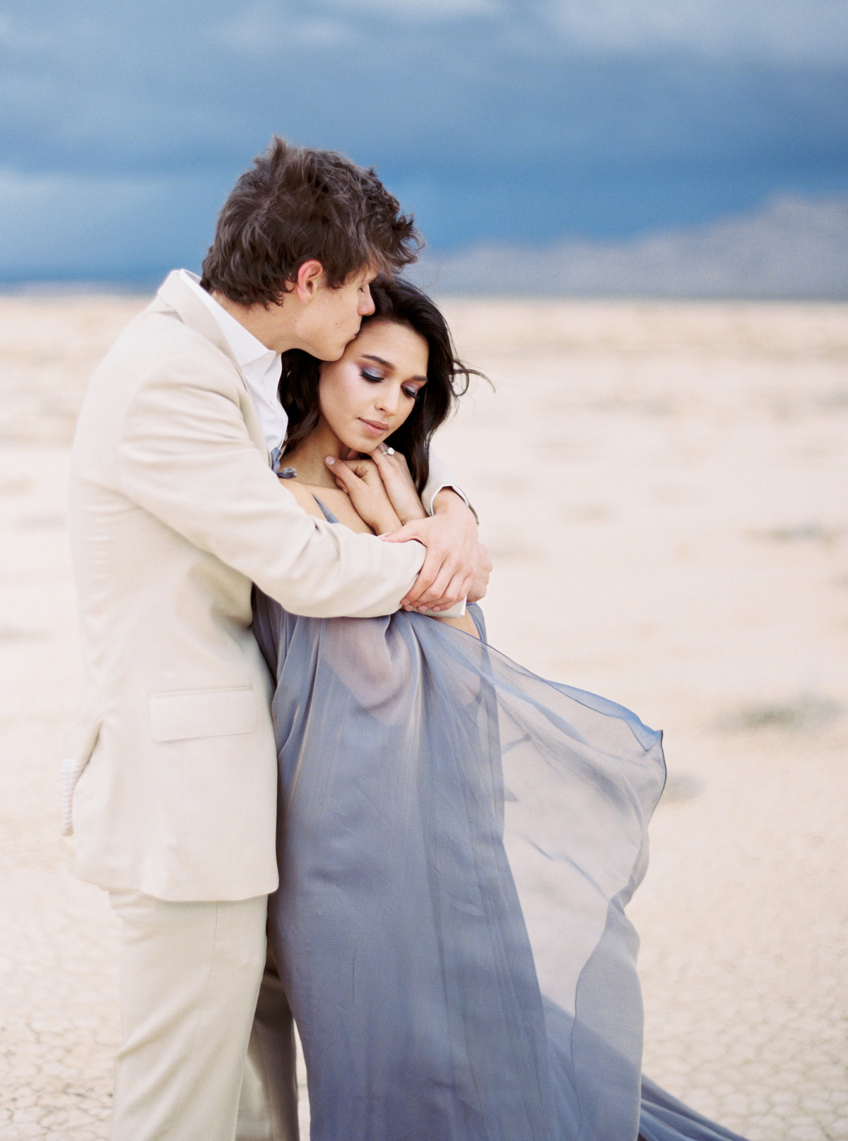 philip-casey-photography-desert-oasis-editorial-session-10