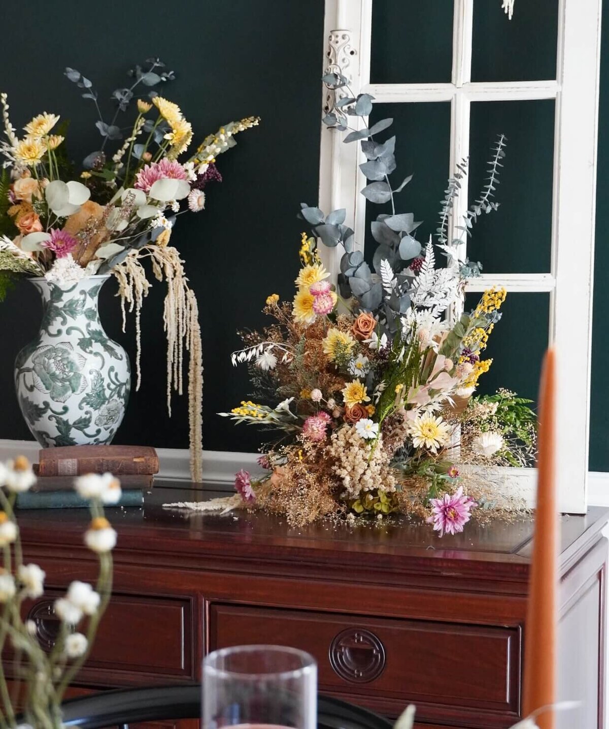 honey-and-the-moon-florals (7)