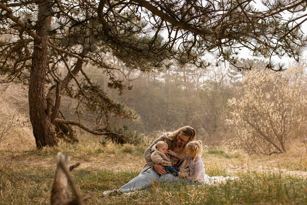 Charissa, Saar en Thijs - shootsbyrobin -250110- shootsbyrobin -250325-28