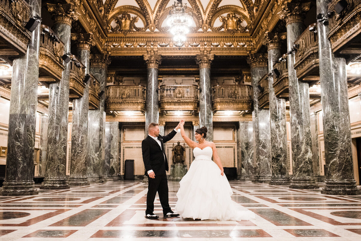 Carnegie-Museum-Weddings-Pittsburgh-Ashley-Reed-Photography-5
