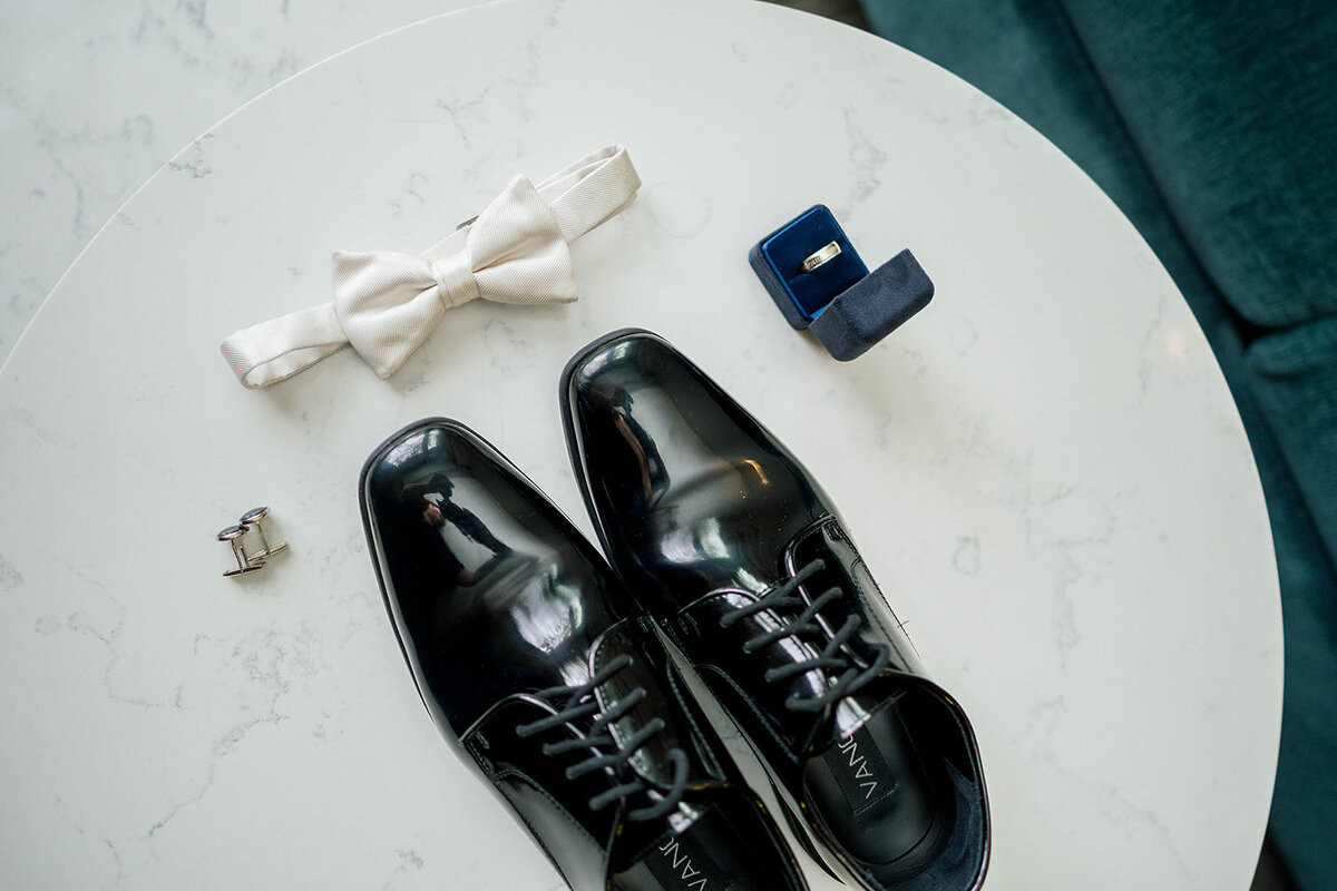 Eliana-Melmed-Photography-Chicago-LosAngeles-Jewish-WeddingPhotography-Details-00046