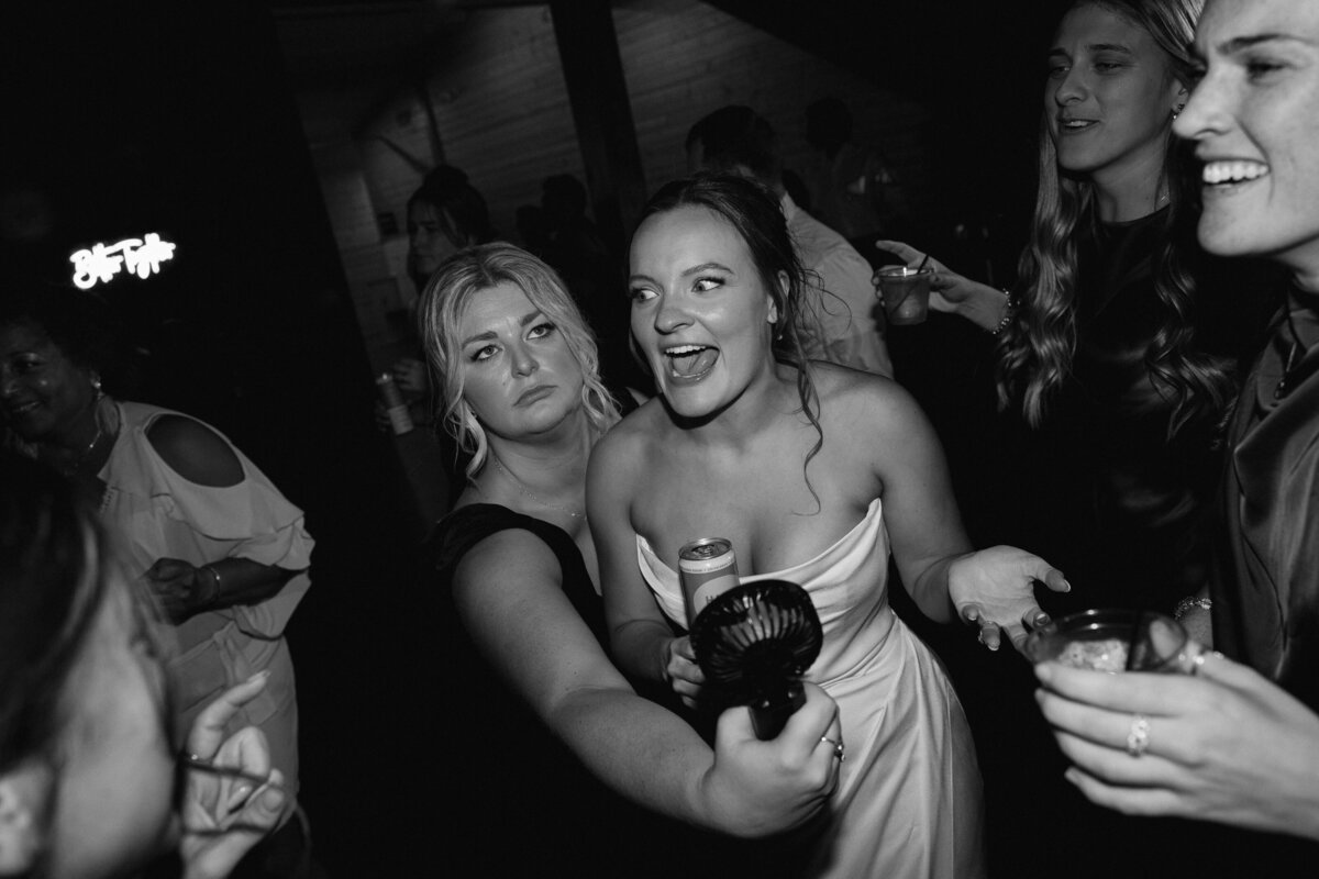 timeless_wedding_photography_cincinnati214