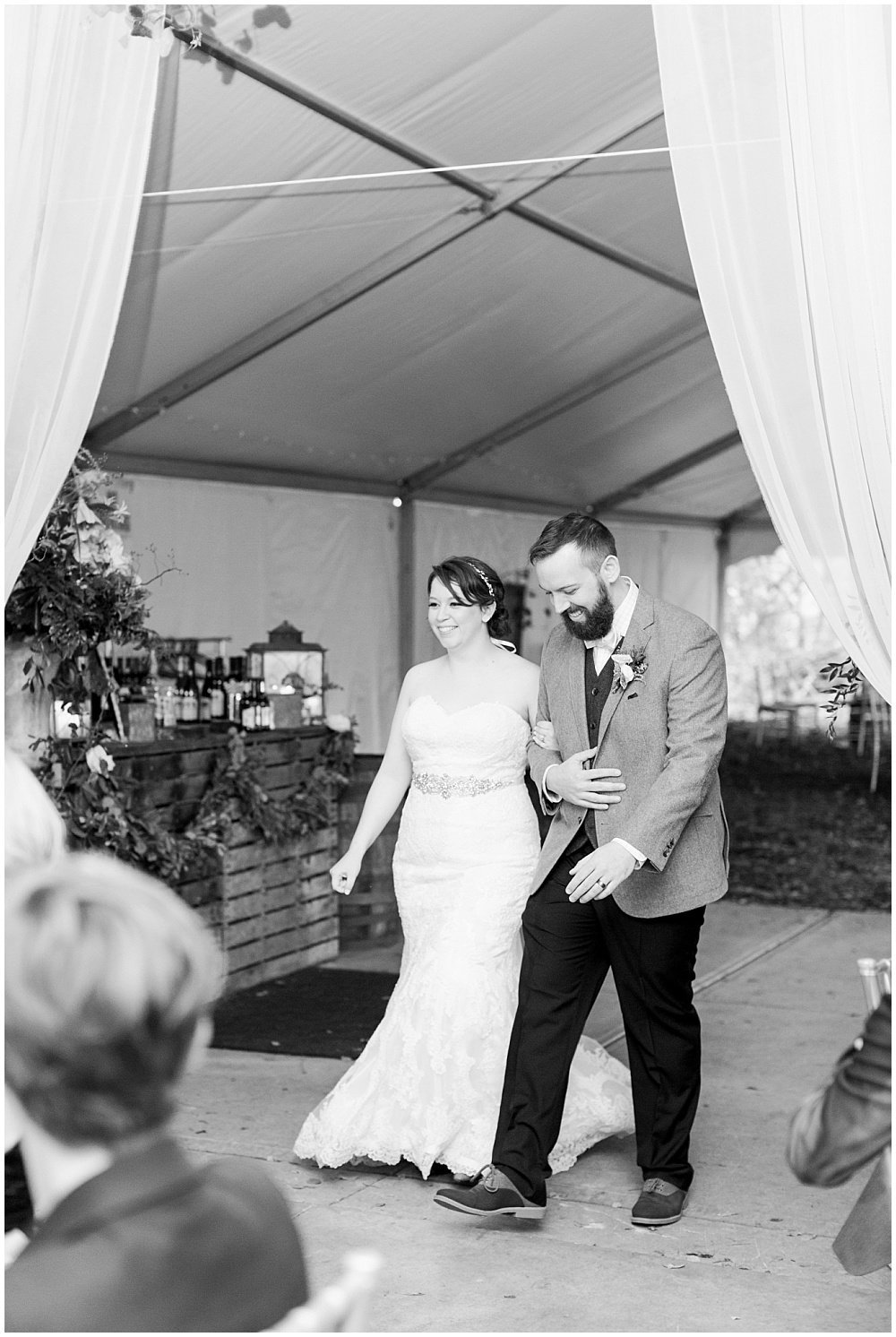 Rustic-Barn-In-Zionsville-Wedding-Ivan-Louise-Images-Jessica-Dum-Wedding-Coordination_photo__0033