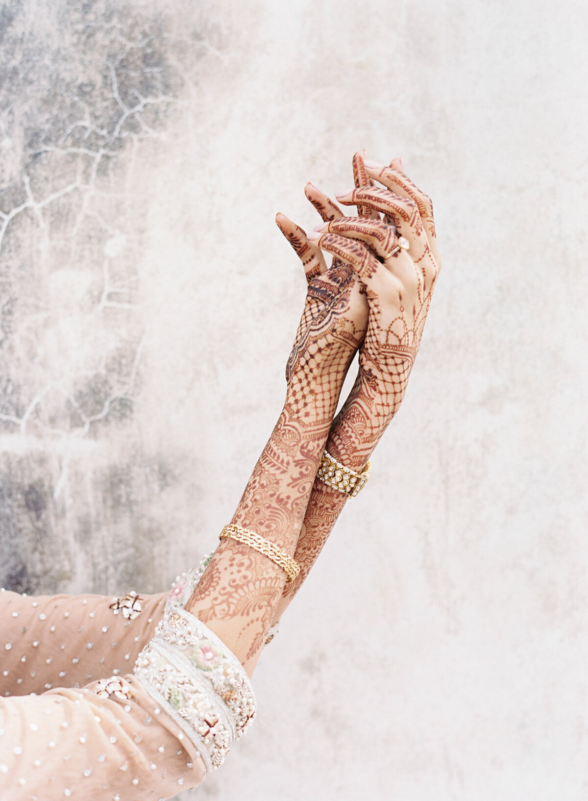 race-and-religious-new-orleans-bridal-mehndi