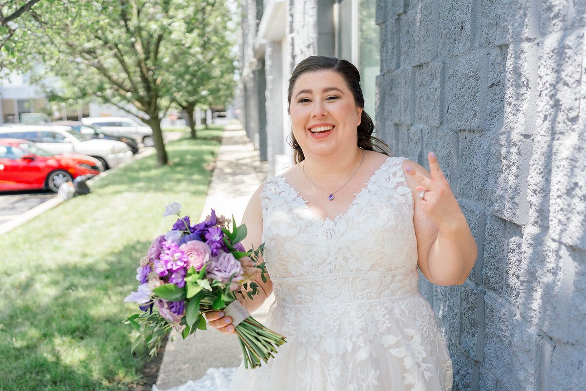 Eliana-Melmed-Photography-Chicago-LosAngeles-Jewish-WeddingPhotography-ElianaSklar-FirstLook-00060
