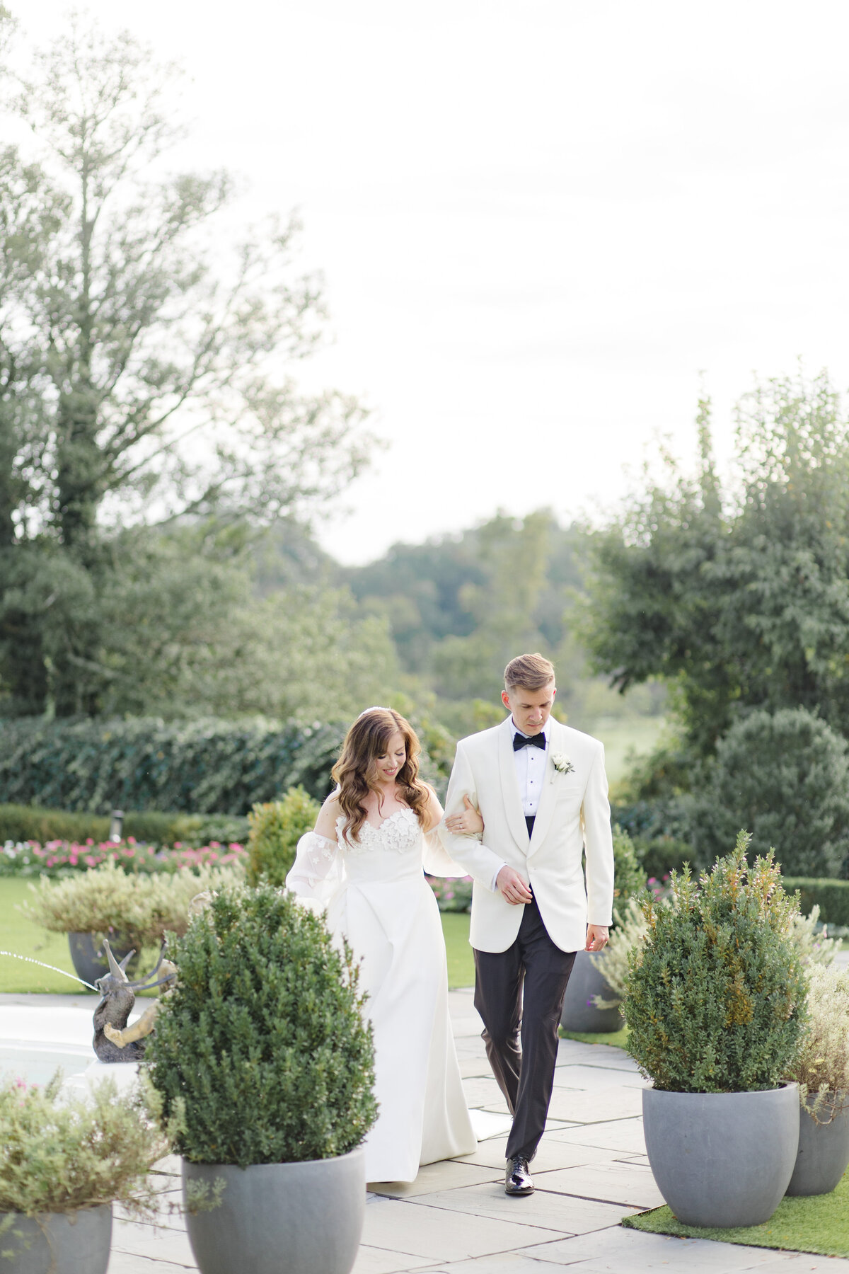 Hamilton Farms Nj Wedding photography, bride and groom - Emily Kirsten Photography-1-5