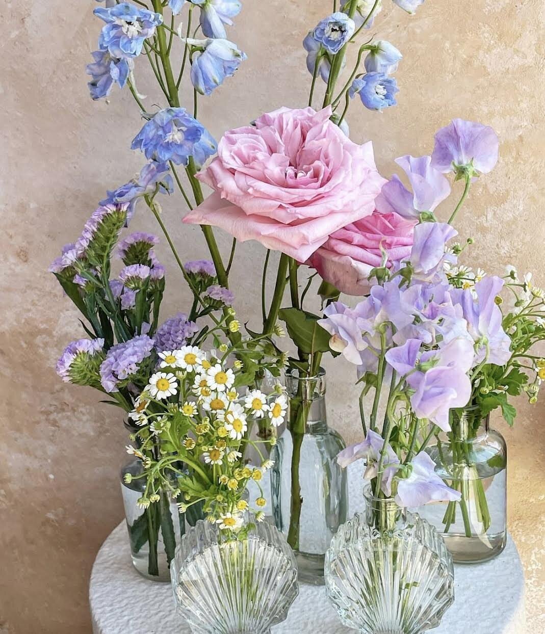 Bee's Blossoms Floral Studio Gold Coast Australia Florist Wedding Event Floral Design Flower Workshops Retail Deliveries Belle Clark Whimsical Romantic Lush Flowers Wedding Bouquets Centerpieces 1-1