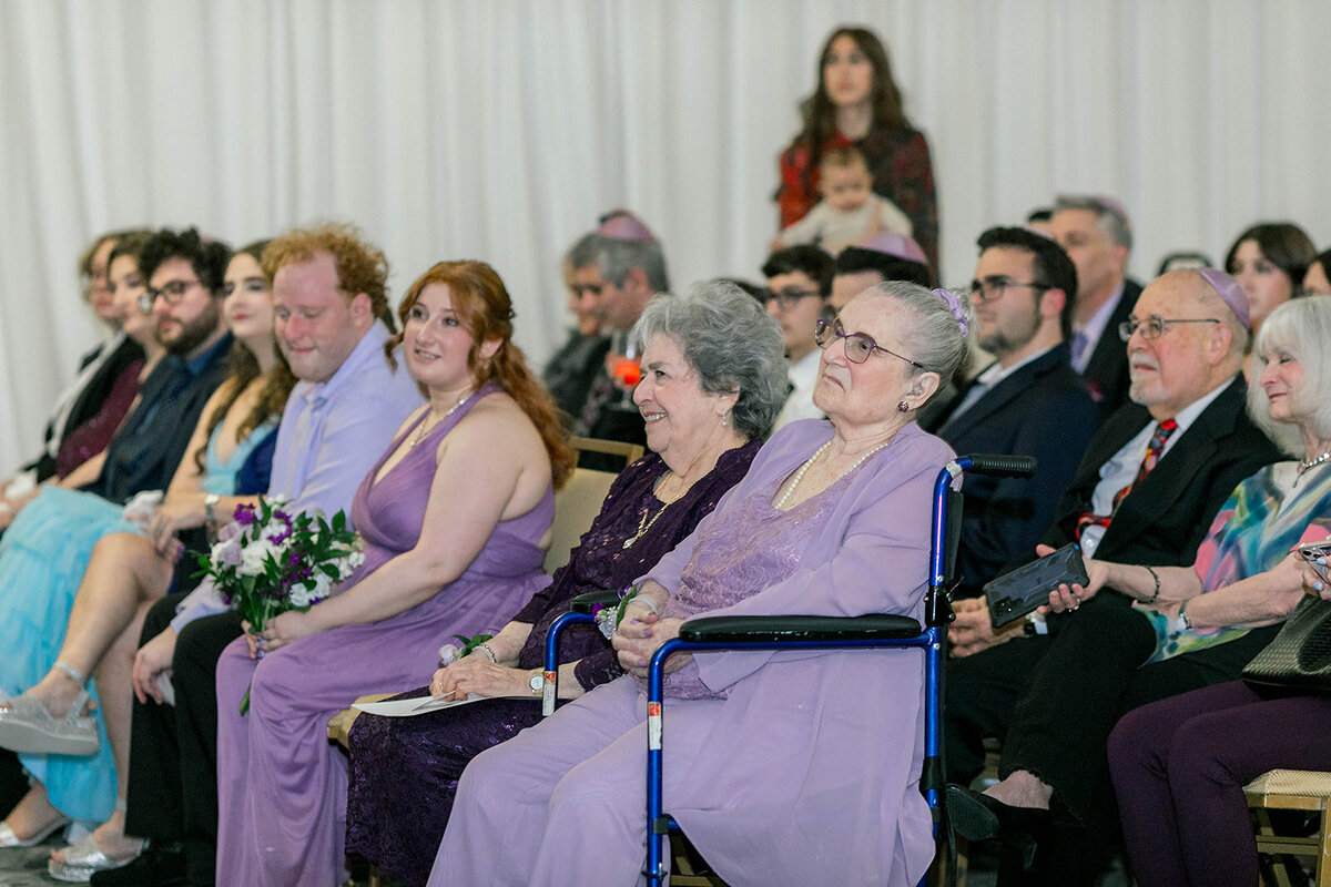 Eliana-Melmed-Photography-Chicago-LosAngeles-Jewish-WeddingPhotography-Chuppah-00145