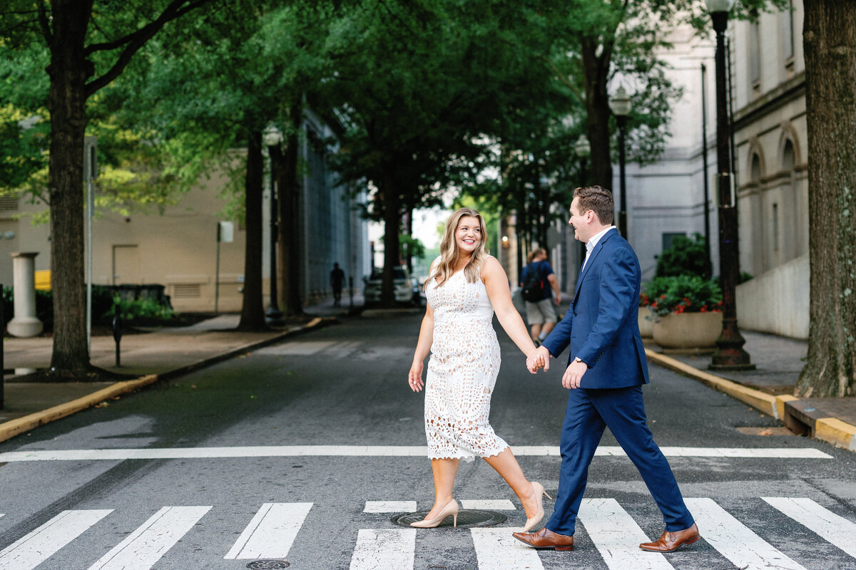 Paige and Tommy Engagement Sesison - Downtown Knoxville Tennessee - East Tennessee Wedding Photographer - Alaina René Photohgraphy-94