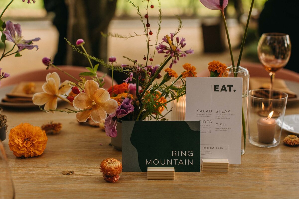 Campovida wedding modern signage