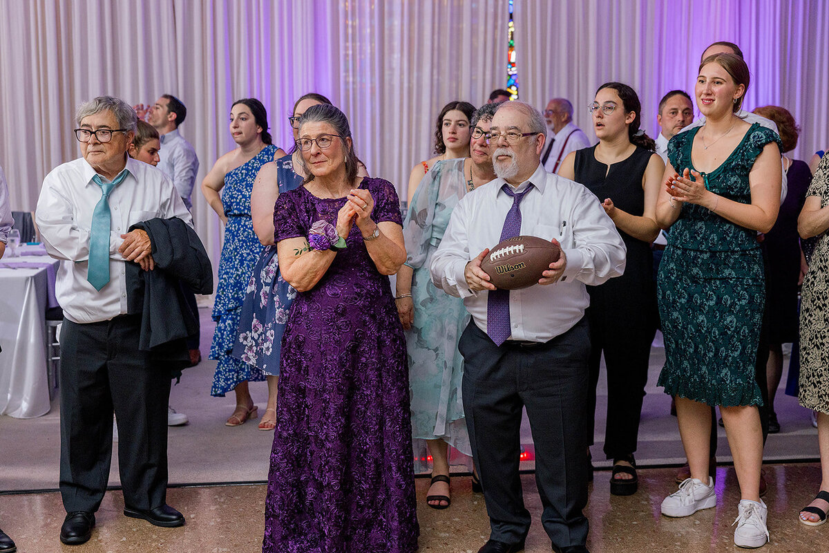 Eliana-Melmed-Photography-Chicago-LosAngeles-Jewish-WeddingPhotography-ElianaSklar-Shtick-00071