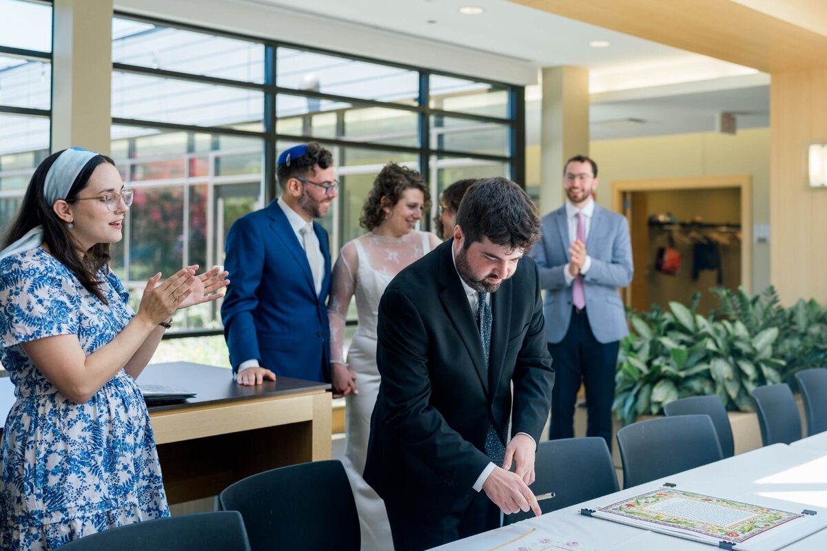 Eliana-Melmed-Photography-Chicago-LosAngeles-Jewish-WeddingPhotography-ShulaNoah-Ketubah-00072