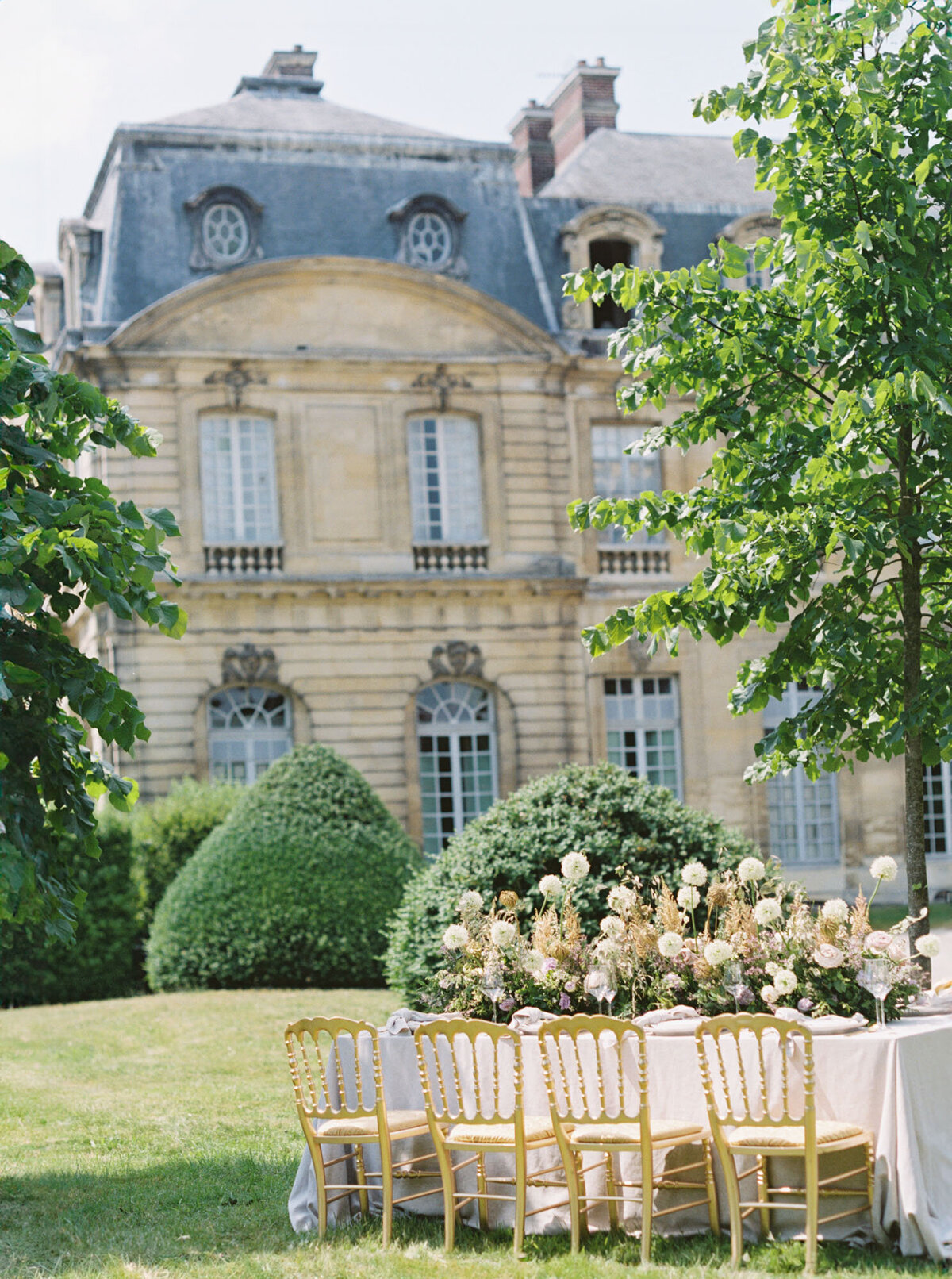 Chateau de Champlatreux Editorial-Purple Florals-Paris-France-Destination Wedding-Samin Photography-36