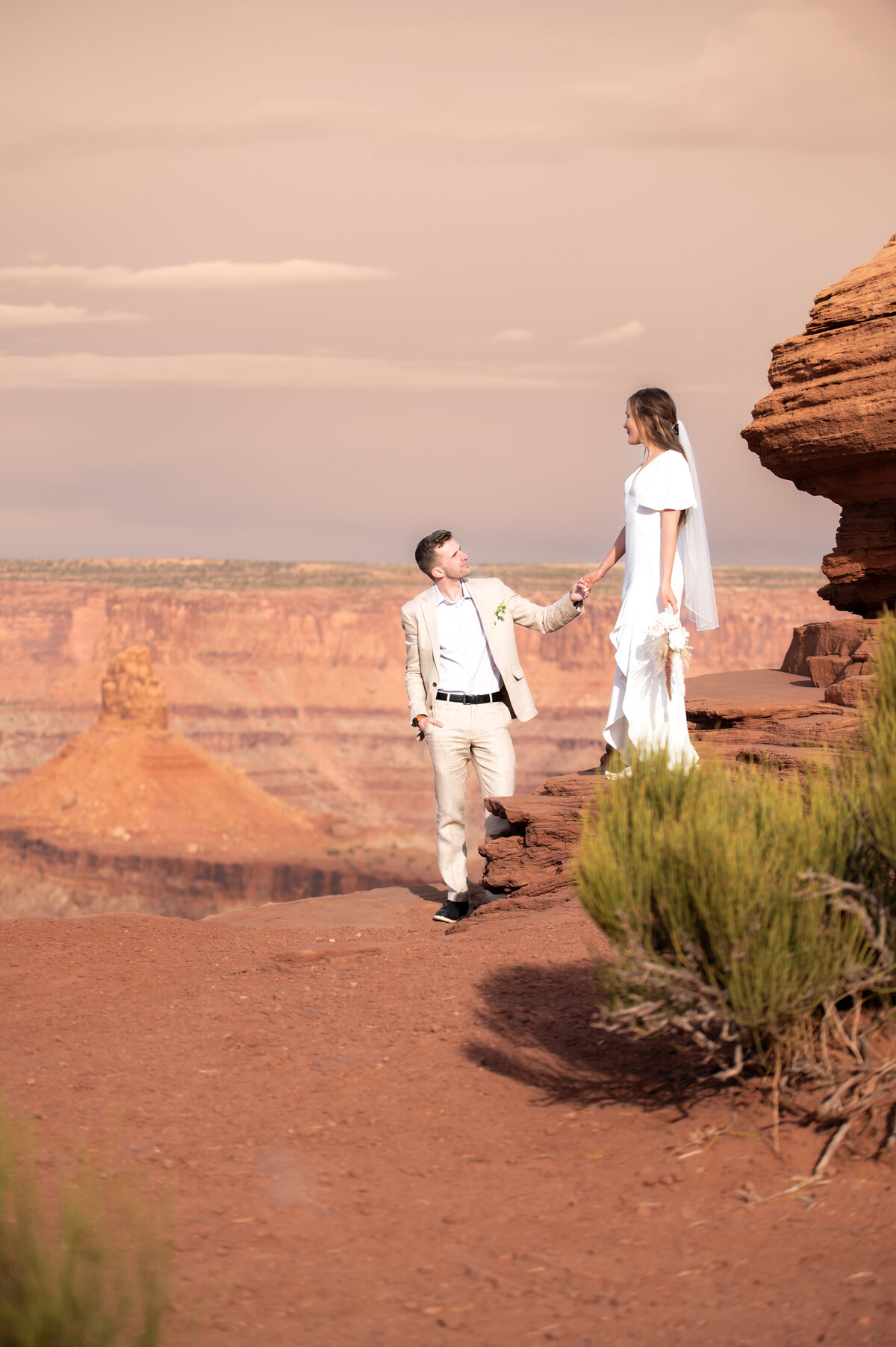 MOAB Utah Dead Horse State Park Elopement and Wedding Photographer