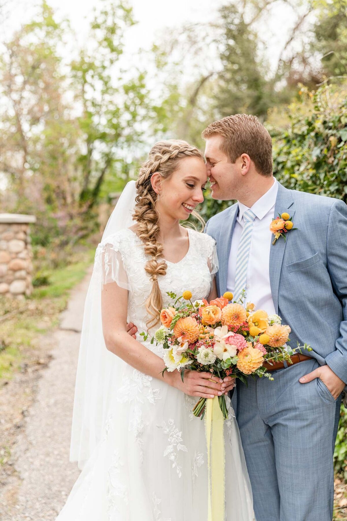 violet-arden-floral-rocky-mountain-bride-wedding-florist