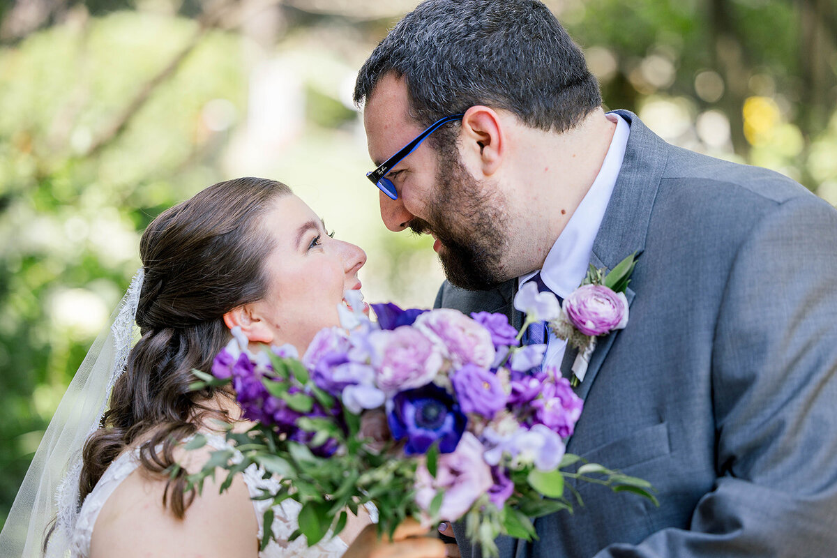 Eliana-Melmed-Photography-Chicago-LosAngeles-Jewish-WeddingPhotography-ElianaSklar-FirstLook-00158
