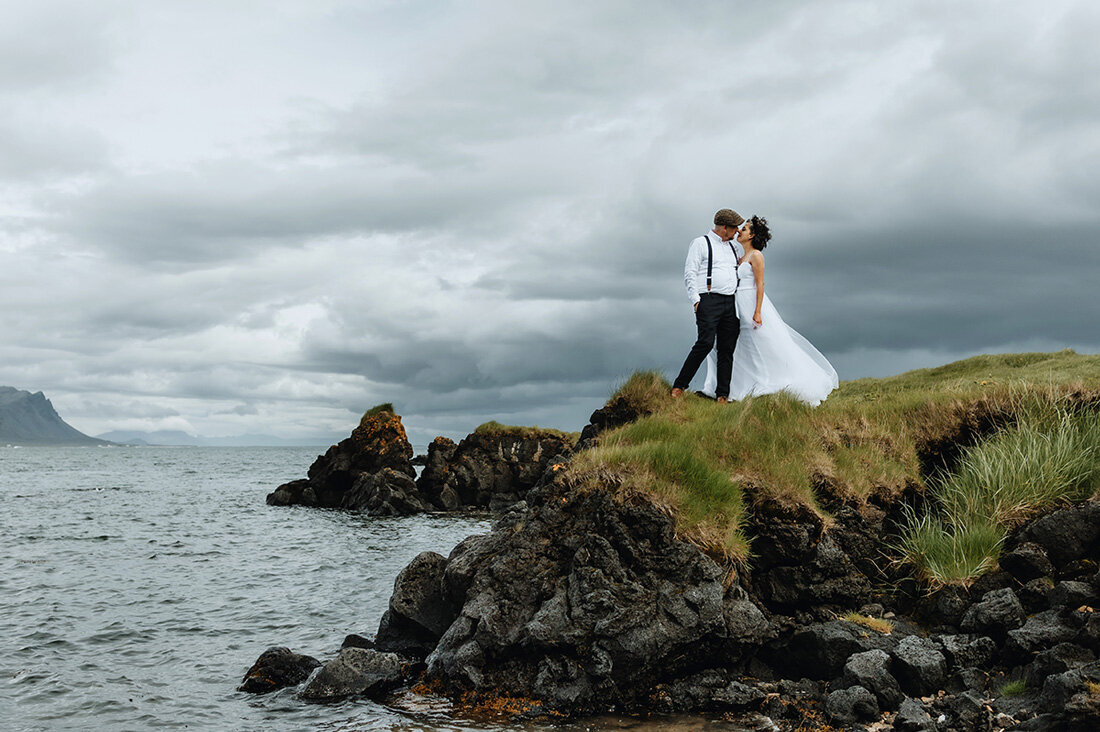 Best_Local_Iceland_Elopement_Photographer_and_Planner-_-384