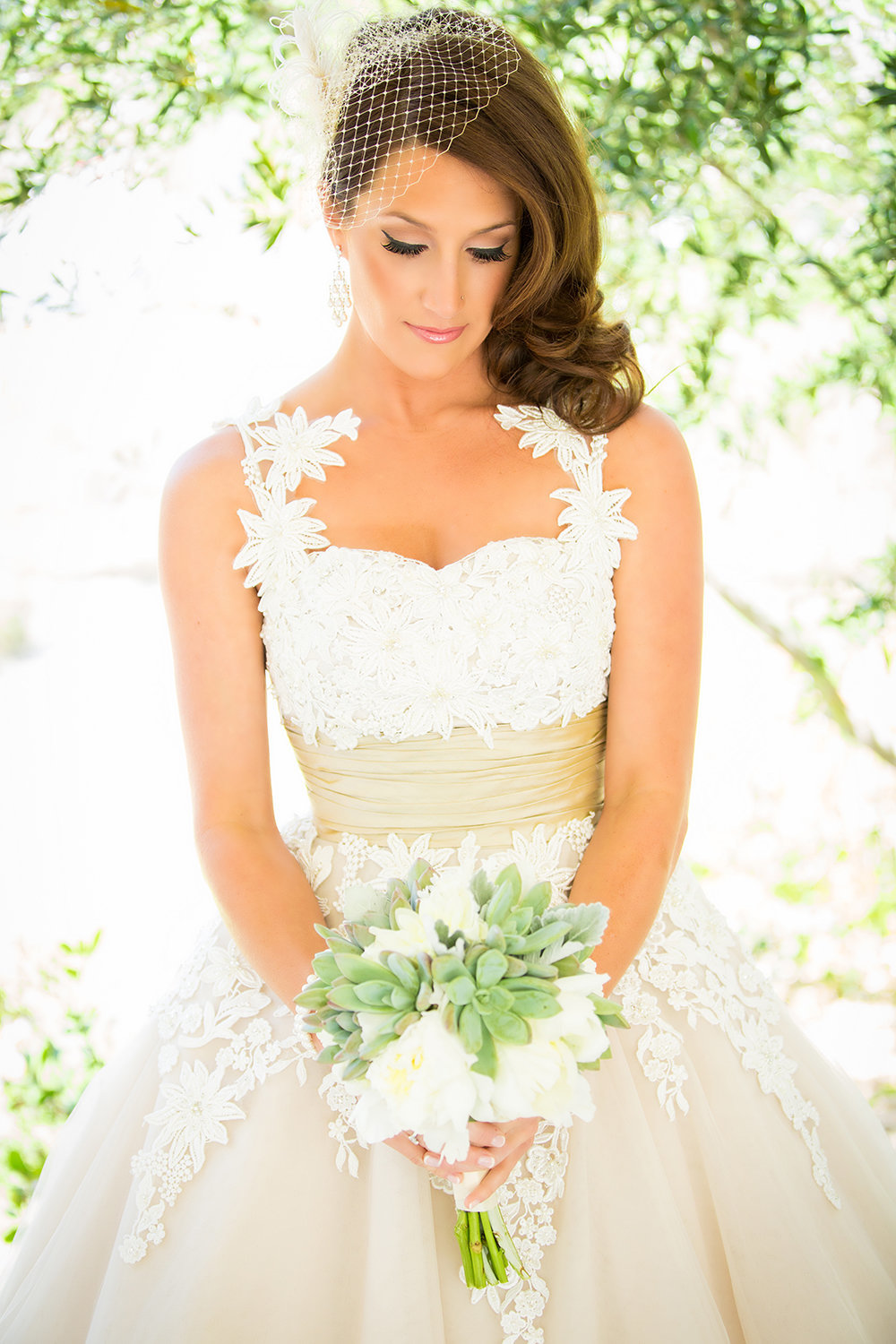 Grand Tradition wedding photos bride with beautiful bouquet