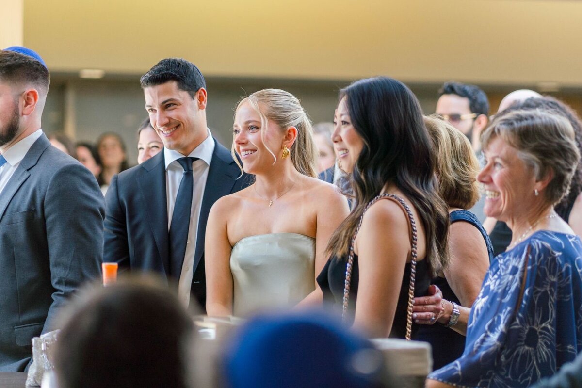 Eliana-Melmed-Photography-Chicago-LosAngeles-Jewish-WeddingPhotography-ShulaNoah-Tisch-00108