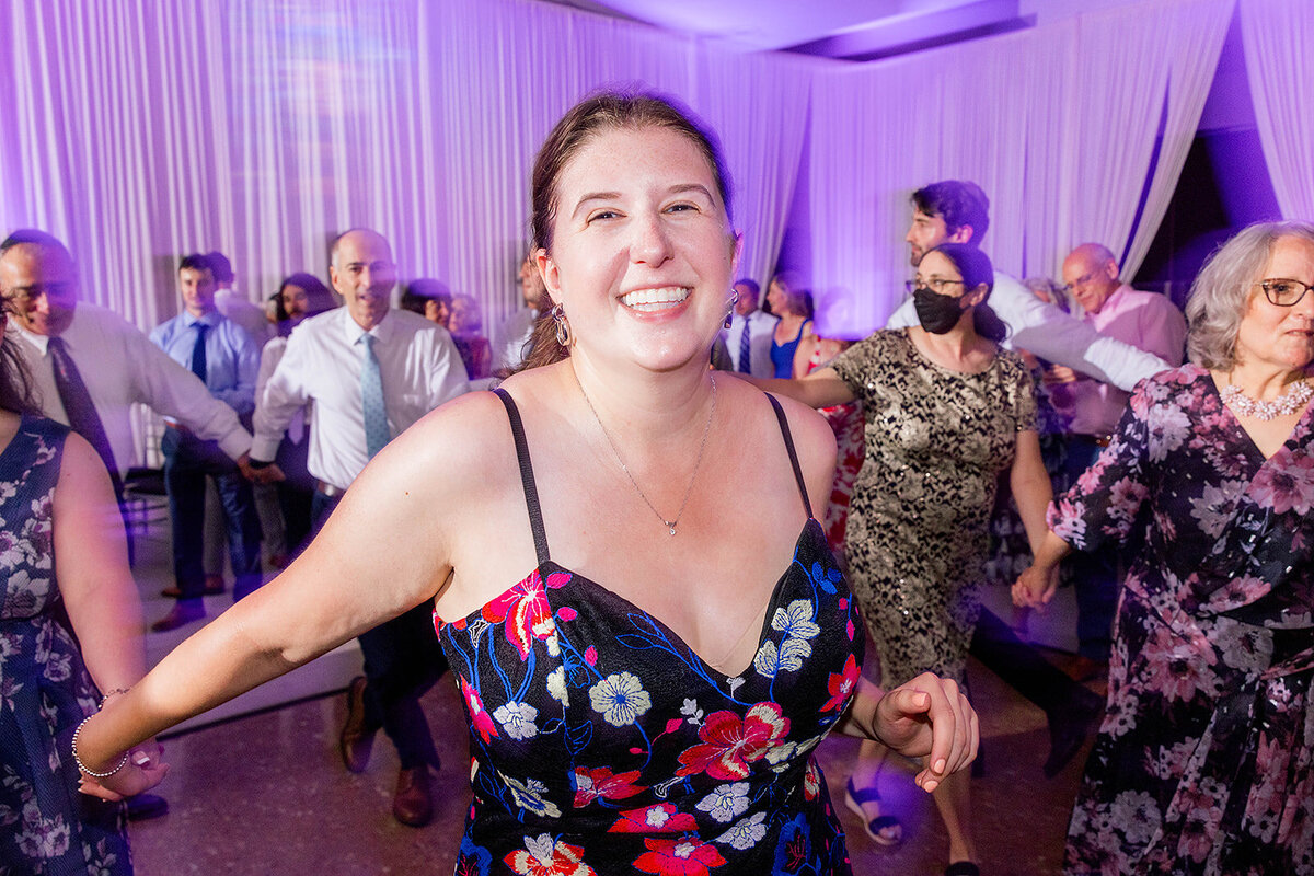 Eliana-Melmed-Photography-Chicago-LosAngeles-Jewish-WeddingPhotography-ElianaSklar-Simcha-00060