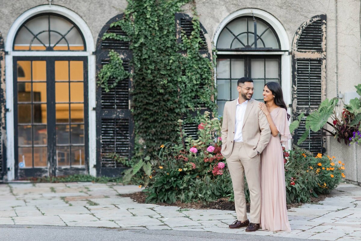 York-Glendon-Campus-Engagement-Photography-by-Azra_0036