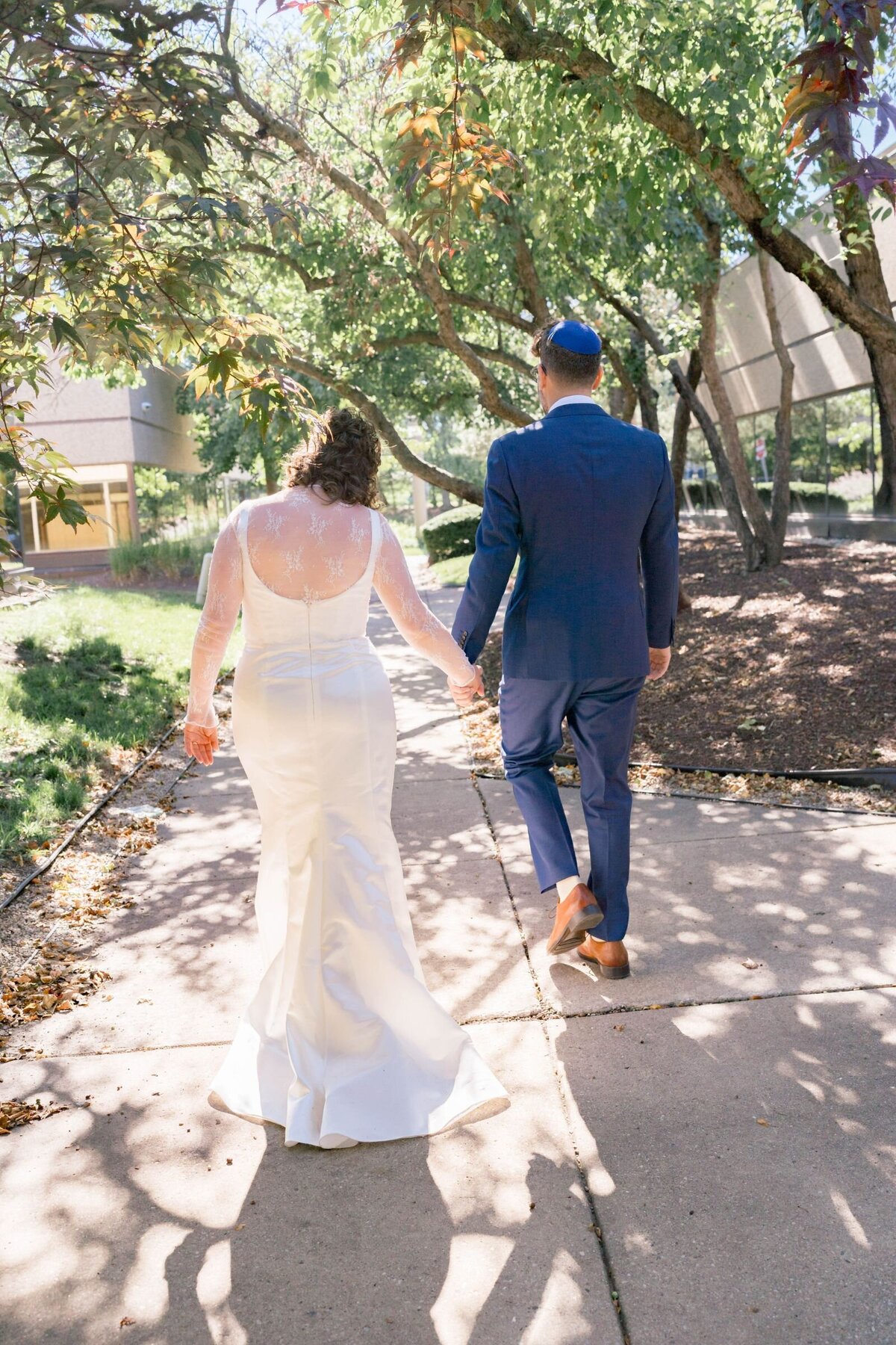 Eliana-Melmed-Photography-Chicago-LosAngeles-Jewish-WeddingPhotography-ShulaNoah-CouplesPortraits-00017