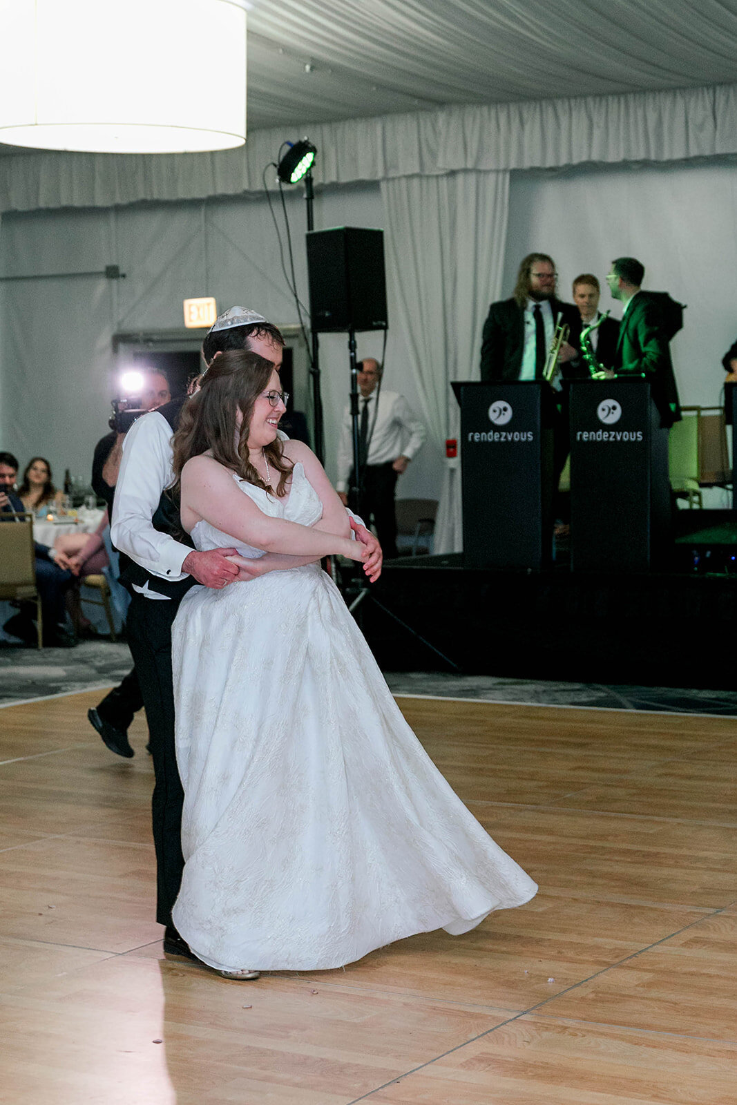 Eliana-Melmed-Photography-Chicago-LosAngeles-Jewish-WeddingPhotography-DInnerSpeeches-00111