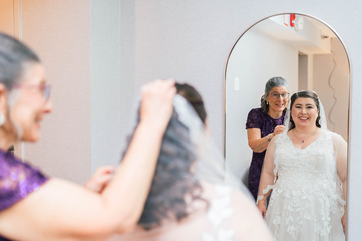 Eliana-Melmed-Photography-Chicago-LosAngeles-Jewish-WeddingPhotography-ElianaSklar-EilanaReady-00073