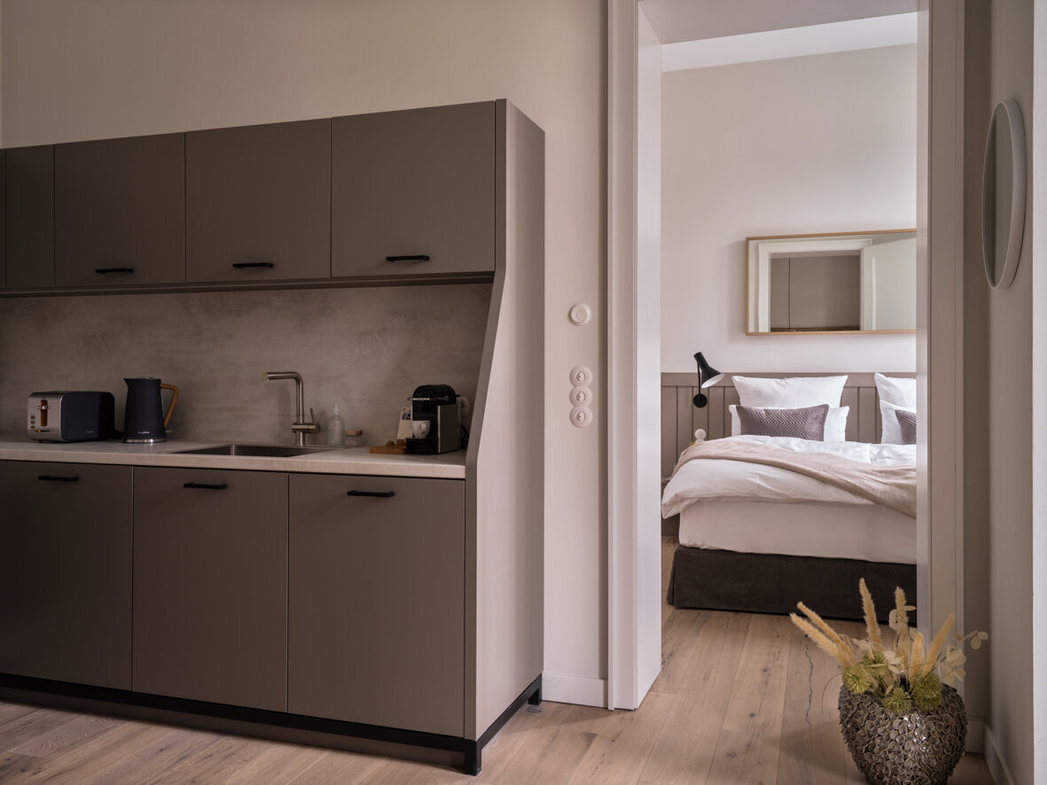 Couple-Living-Kuechenzeile-Bett