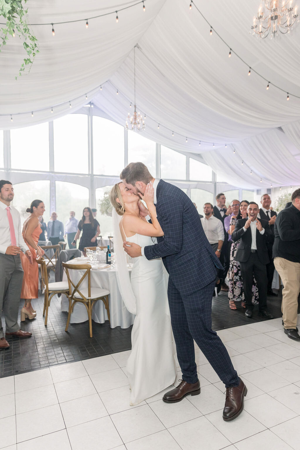 Chapiteau Le Cardinal Gentile venue wedding_montreal and france wedding photographer | luxury moment photography-Luxury Wedding photographer