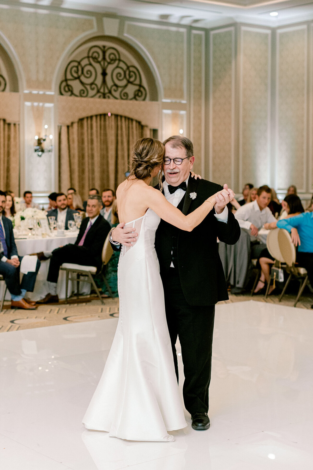 Virginia & Michael's Wedding at the Adolphus Hotel | Dallas Wedding Photographer | Sami Kathryn Photography-214