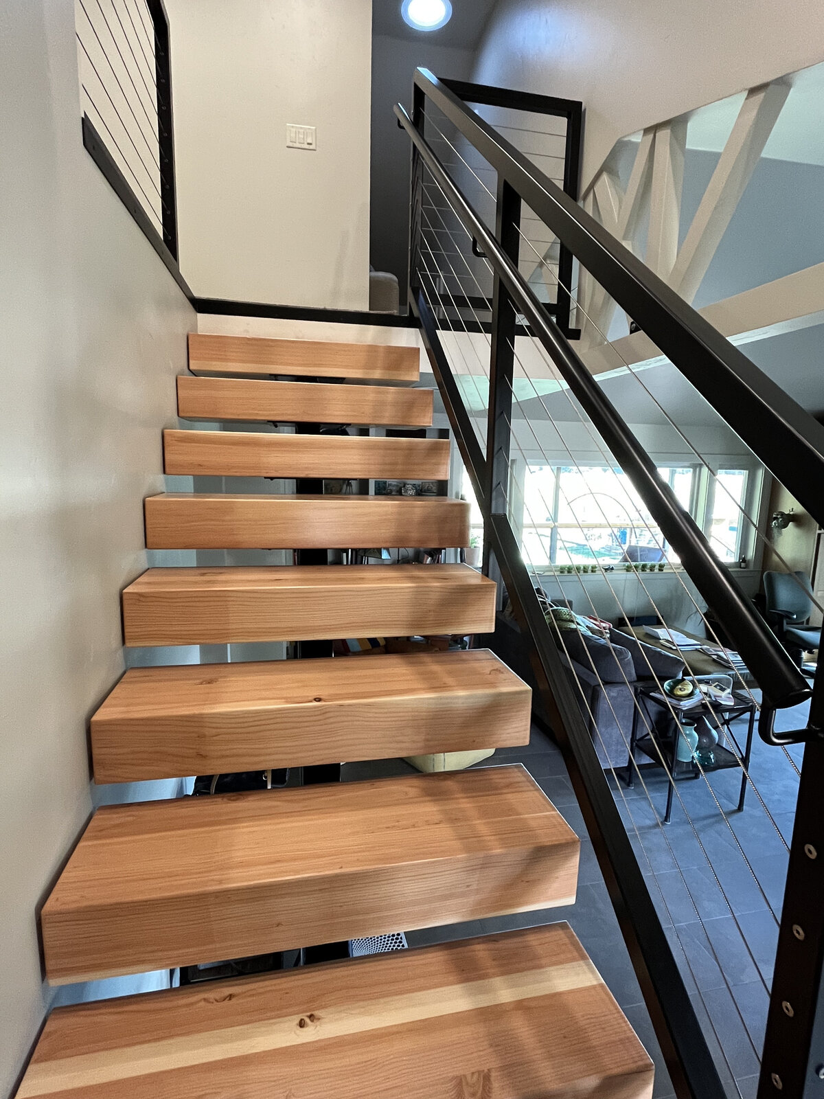 residential-floating-stairs-with-doug-fir-steps