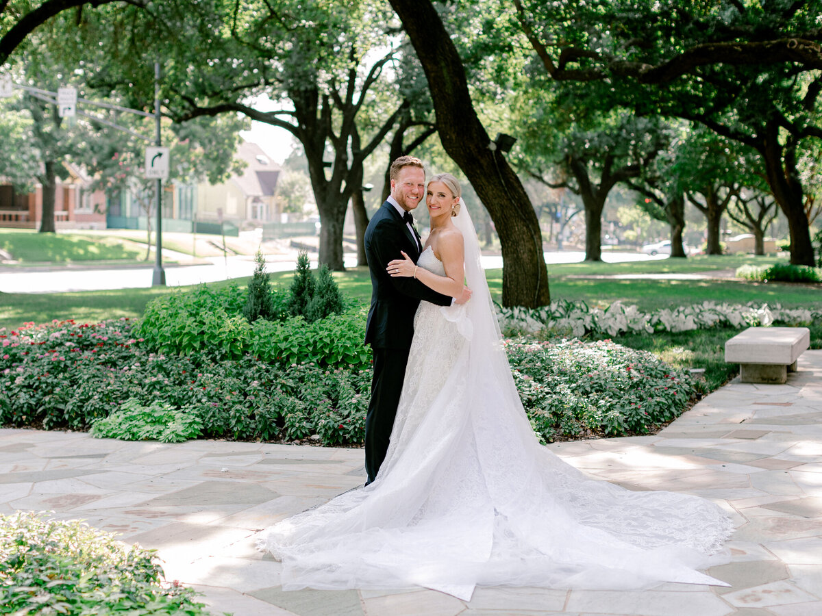Katelyn & Kyle's Wedding at the Adolphus Hotel | Dallas Wedding Photographer | Sami Kathryn Photography-208