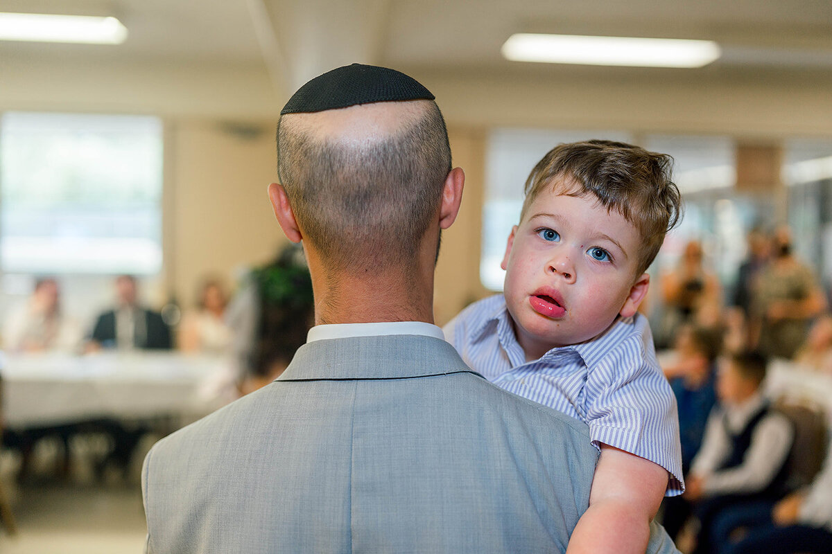 Eliana-Melmed-Photography-Chicago-LosAngeles-Jewish-WeddingPhotography-ElianaSklar-Tisch-00110