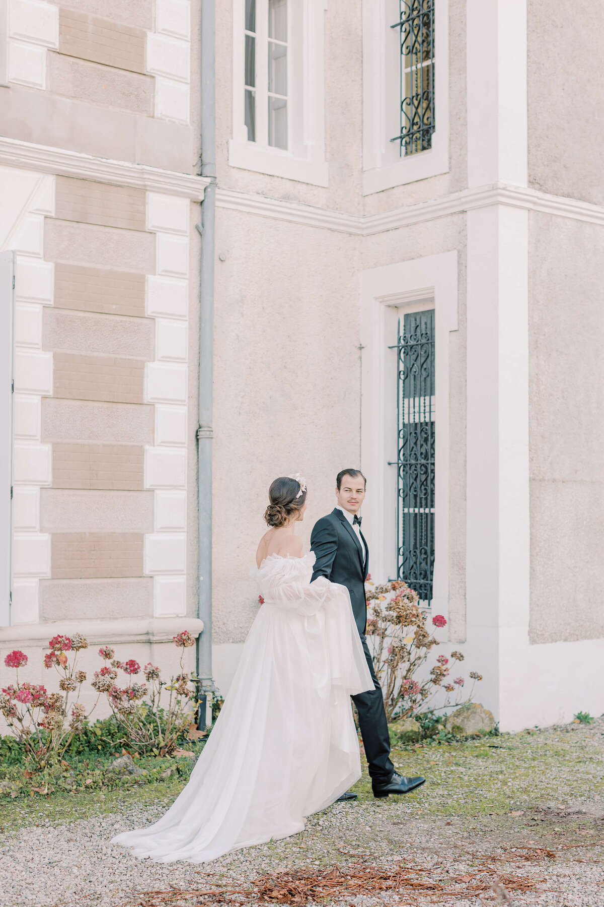Winter Wedding at Chateau Saint-Joseph - Jeanette Merstrand Photography - Victoria Engelen Flowers_0060