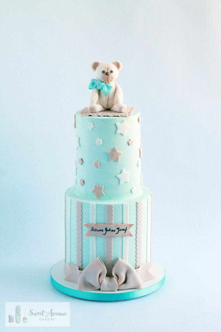 stars and teddy bear baby shower cake